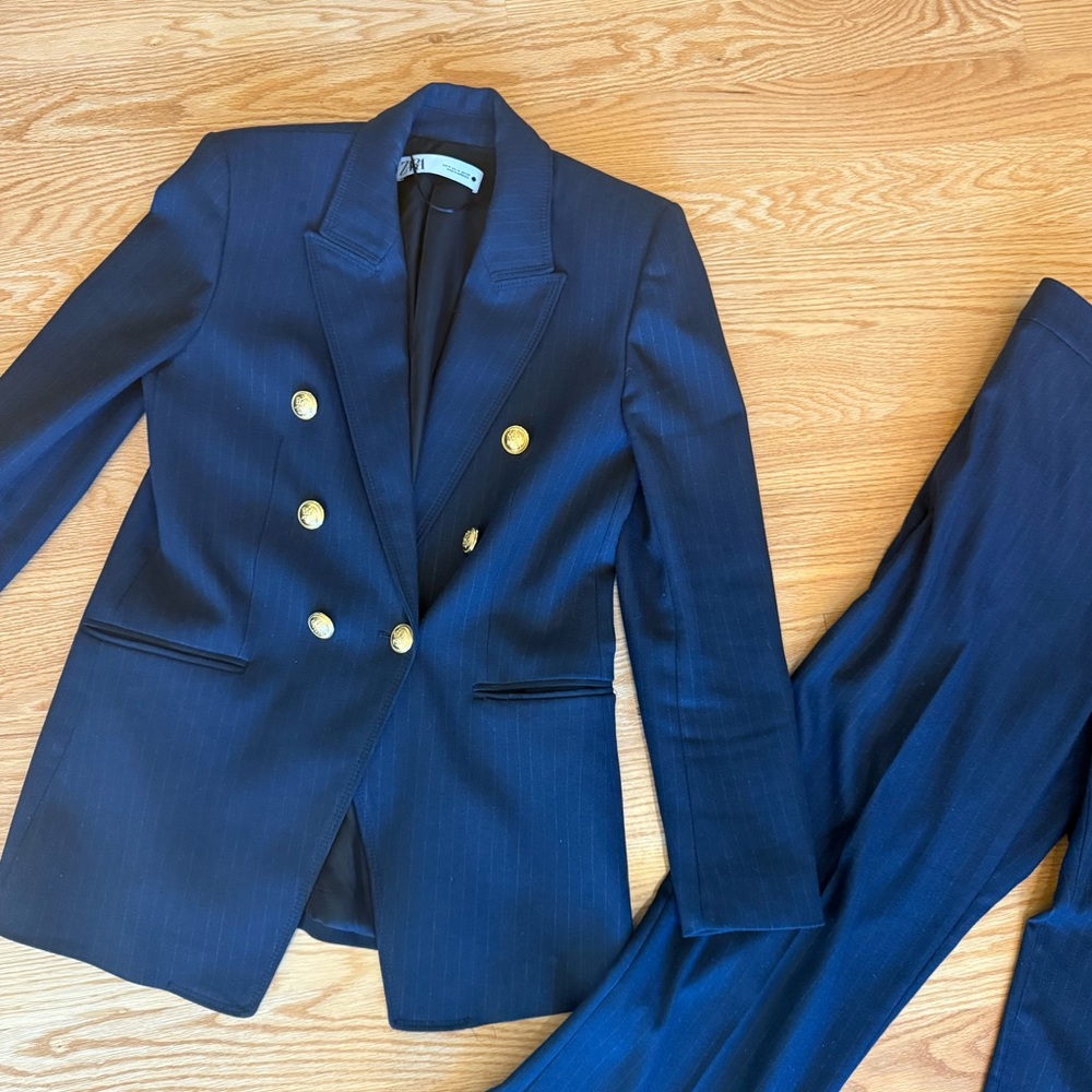 Zara Double Breasted Dark Navy Blue Pinstripe Suit Set